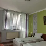 Mira 3* Dobriniště