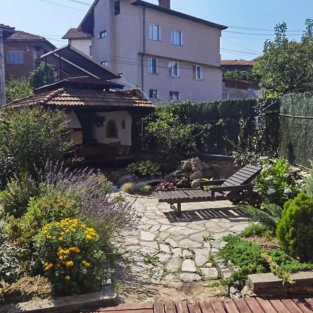 Mira Dobrinichte